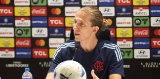 Filipe Luís em entrevista coletiva após jogo do Flamengo na Libertadores