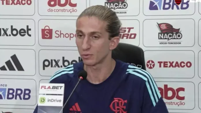 Filipe-Luis-Flamengo-6-0-Juventude-160425 Filipe Luís em entrevista após goleada do Flamengo sobre o Juventude
