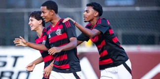 Flamengo em campo pelo Carioca sub-15