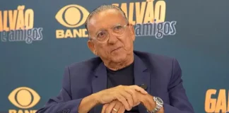 Galvão Bueno em seu programa "Galvão e amigos" na Band