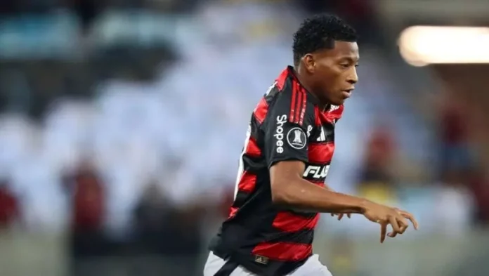 Gonzalo Plata em campo pelo Flamengo