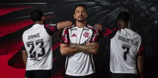 Danilo, Juninho e Douglas Telles no lançamento da nova camisa branca do Flamengo