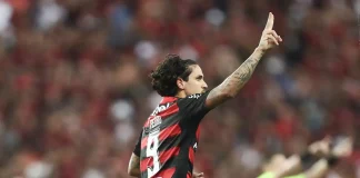 Pedro comemora mais um gol do Flamengo contra o Corinthians