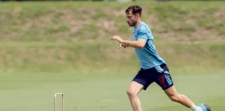 Viña em treino no Ninho do Urubu