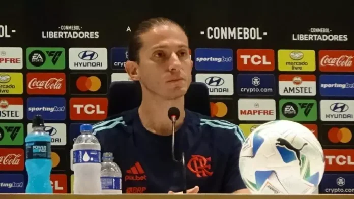 Filipe Luís em entrevista após jogo do Flamengo