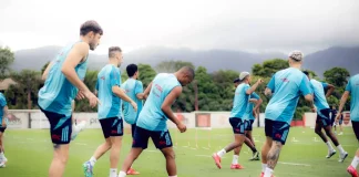 Jogadores do Flamengo em treino no Ninho do Urubu
