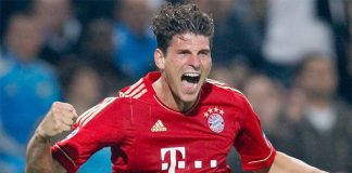 O ex-atacante Mario Gomez comemora gol pelo Bayern de Munique