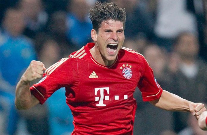Mario-Gomez-Bayern-Munique O ex-atacante Mario Gomez comemora gol pelo Bayern de Munique