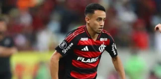 Matheus Gonçalves em campo pelo Flamengo