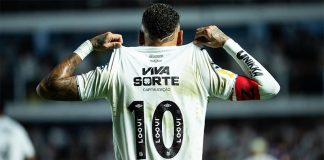 Neymar em campo pelo Santos