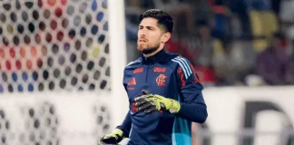 Rossi em campo pelo Flamengo