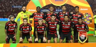 Time do Flamengo posa pra foto antes do jogo contra o Botafogo-PB pela Copa do Brasil