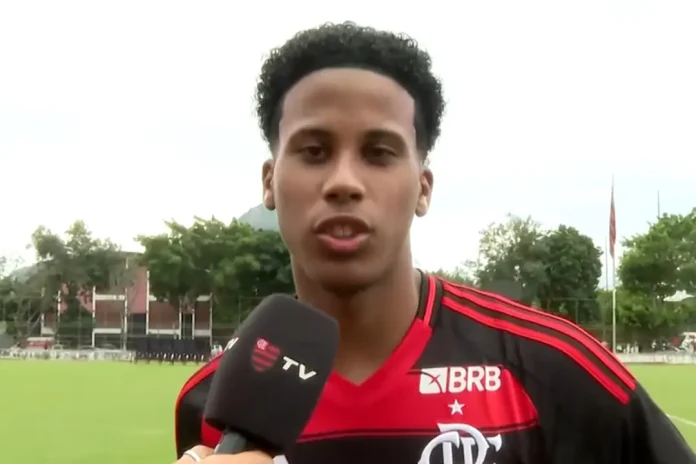 Alan Santos em entrevista após goleada do Flamengo sobre o São Cristóvão pelo sub-20