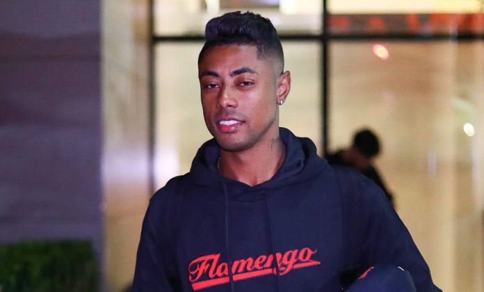 Bruno Henrique do Flamengo a caminho dos EUA para o Mundial de Clubes 2025