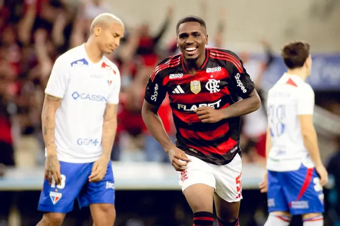 Evertton Araújo marca na goleada do Flamengo sobre o Fortaleza