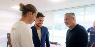 Filipe Luís, Jorginho e Jose Boto no Ninho do Urubu