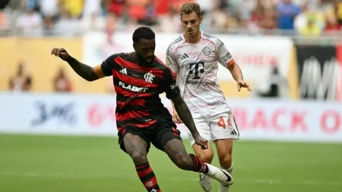 Gerson em campo pelo Flamengo contra o Bayern de Munique