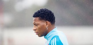 Gonzalo Plata em treino do Flamengo no Ninho do Urubu