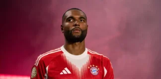 Jonathan Tah em campo pelo Bayern de Munique