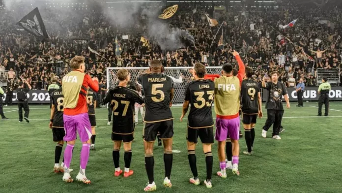 Jogadores do Los Angeles FC comemoram a classificação ao Mundial de Clubes