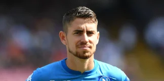 Jorginho em campo pelo Napoli