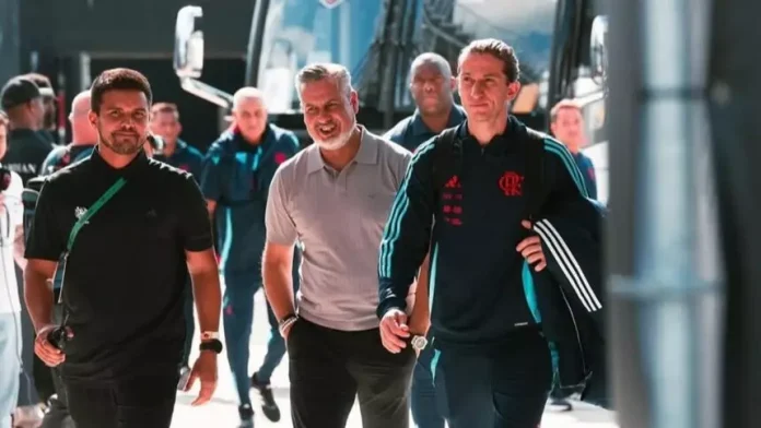 José Boto, Filipe Luís e a delegação do Flamengo