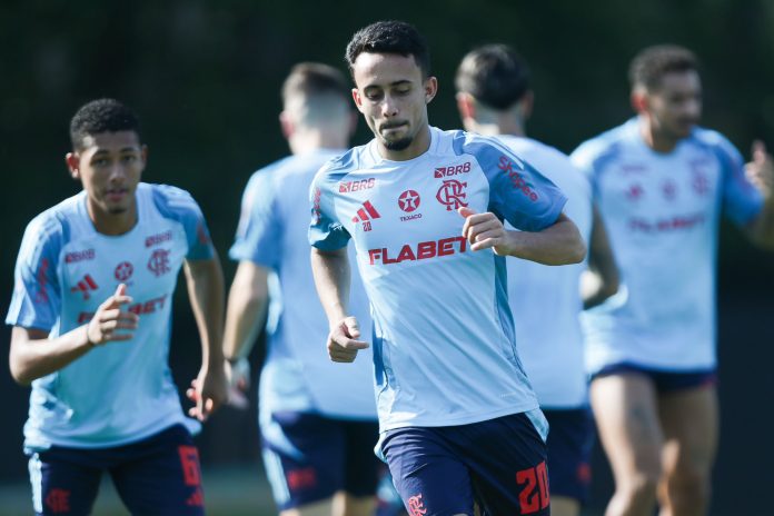 Matheus Gonçalves em treino do Flamengo em Atlantic City