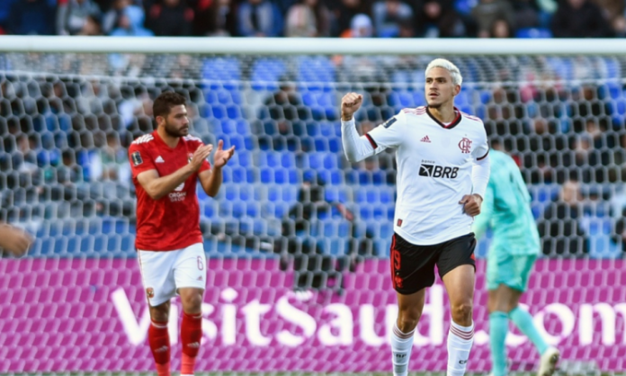 Pedro marca contra o Al-Ahly na vitória do Flamengo pelo Mundial de 2022