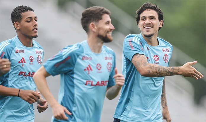 Jorginho e Pedro em treino do Flamengo nos EUA