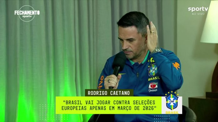 Rodrigo Caetano em entrevista no programa Fechamento Sportv