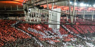 Mosaico da Torcida do Flamengo no Maracanã