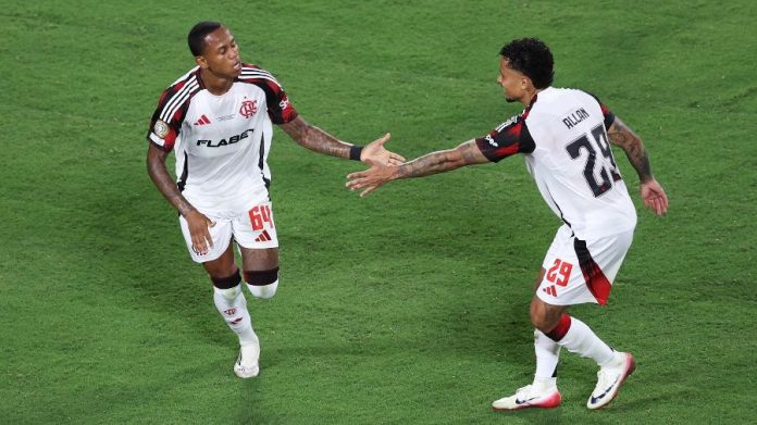 Wallace Yan comemora o gol de empate do Flamengo contra o Los Angeles
