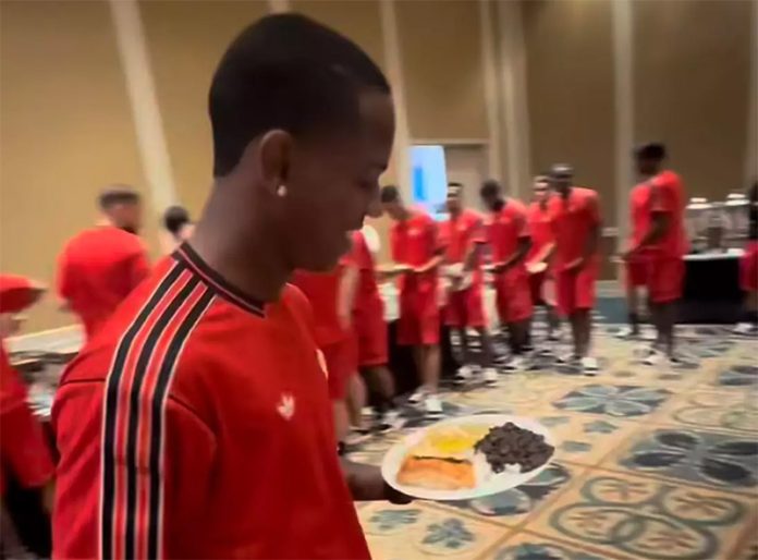 Wallace Yan vira garçom de Matheus Gonçalves nos EUA
