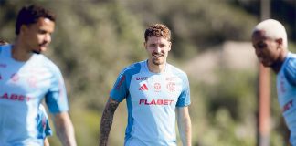 Léo Pereira em treino do Flamengo no Ninho do Urubu