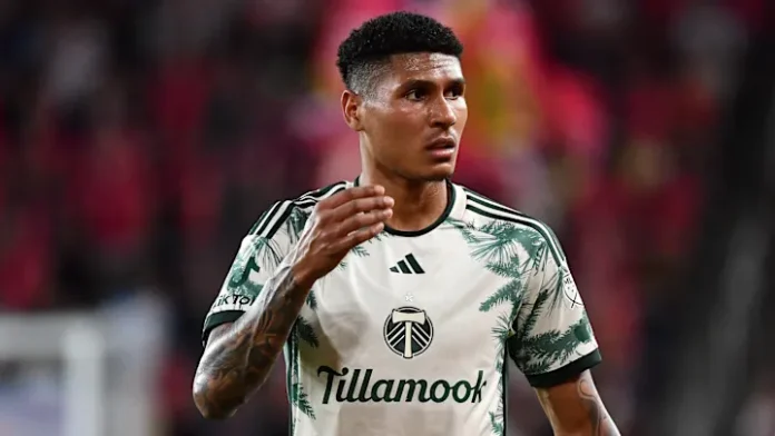 Antony Santos em campo pelo Potland Timbers