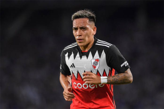 Esequiel-Barco-River-Plate-2 Esequiel Barco em campo pelo River Plate