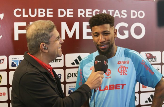 Emerson Royal concede entrevista ao João Guilherme da Flamengo TV