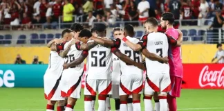 Jogadores do Flamengo antes do jogo contra o Los Angeles no Mundial 2025