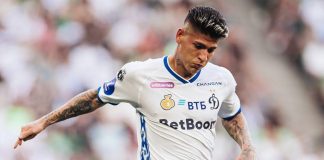 Jorge Carrascal em campo pelo Dínamo Moscou