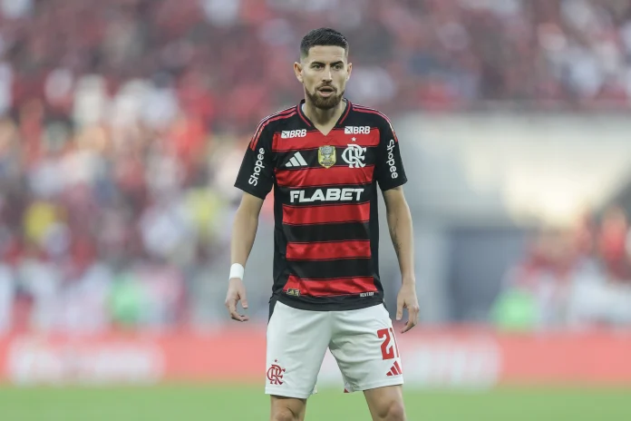 Jorginho em campo pelo Flamengo contra o São Paulo