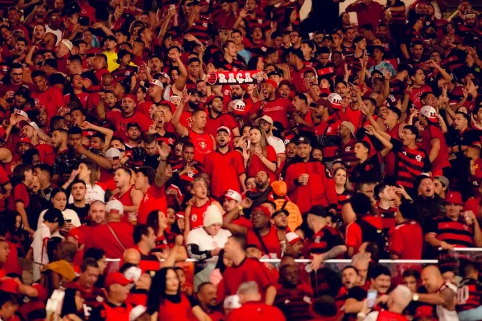 Raça Rubro-Negra de volta ao Maracanã depois de 2 anos suspensa
