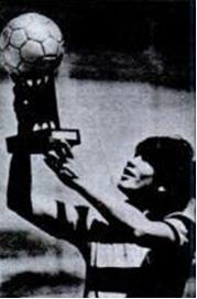 Reyes bola de prata em 1970 pelo Flamengo