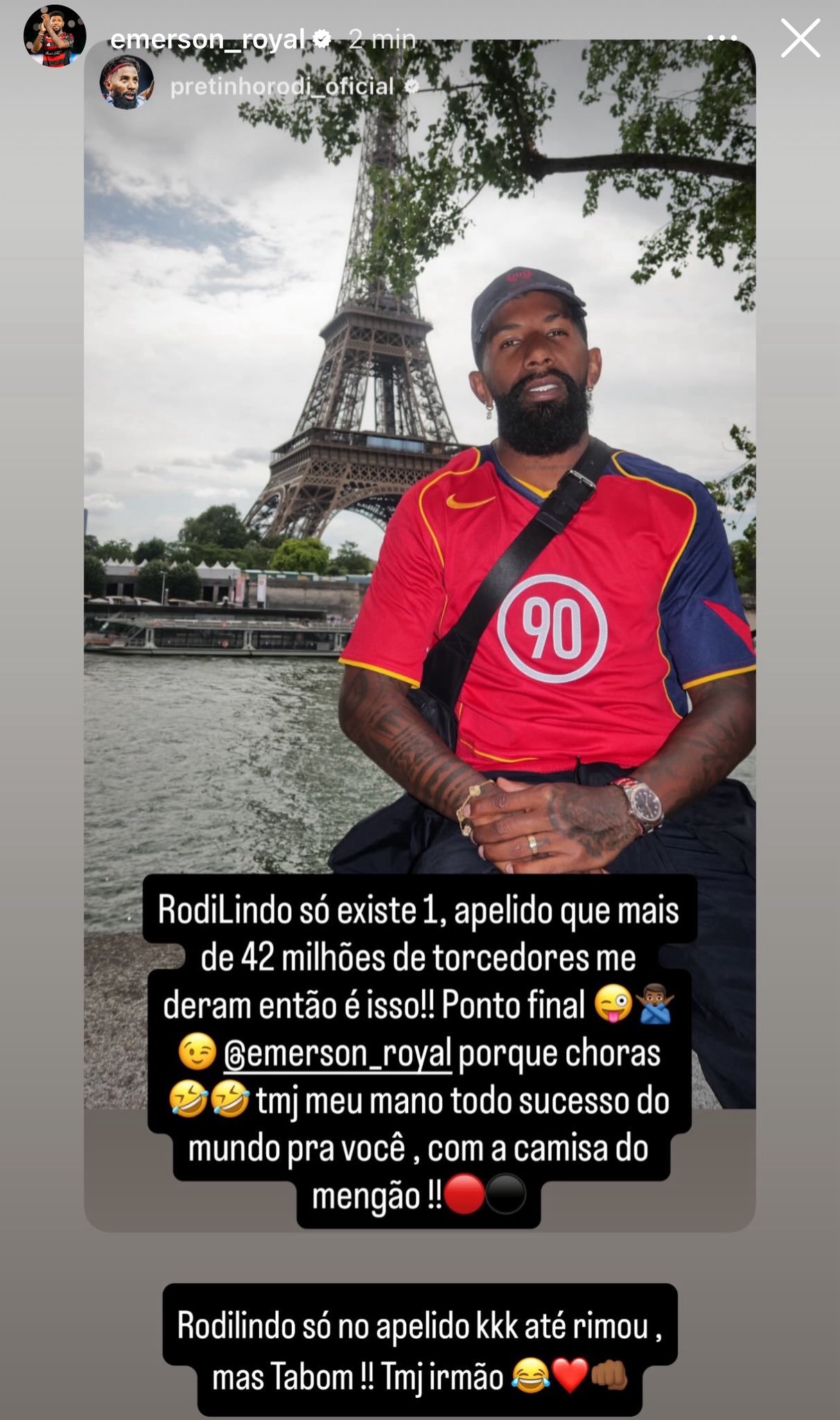 Rodinei compartilhou uma foto em frente à Torre Eiffel no Instagram. Ele aproveitou a oportunidade para reafirmar sua posse do apelido RodLindo