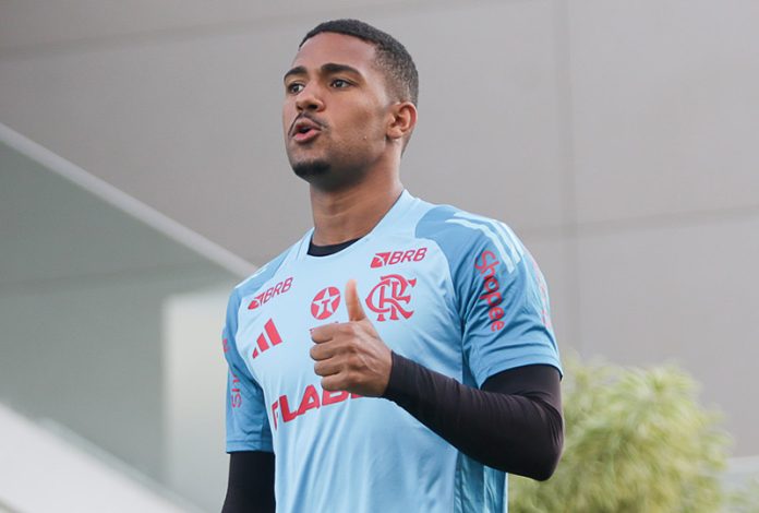 Samuel Lino em treino do Flamengo no Ninho do Urubu - Fotos: Gilvan de Souza/Flamengo