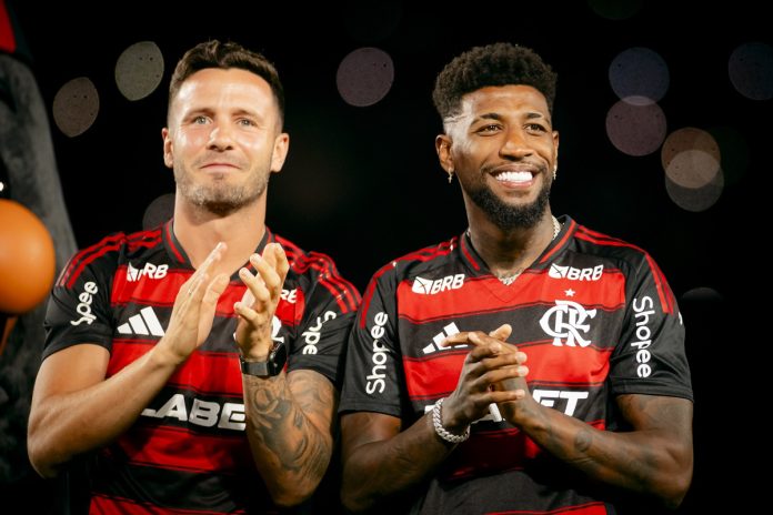 Saul-Emerson-Royal-Apresentacao-Maracana-270725 Saúl Ñíguez e Emerson Royal são apresentados à Nação antes de duelo no Maracanã