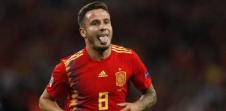Saúl em campo pela Seleção da Espanha