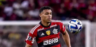 Victor Hugo em campo pelo Flamengo