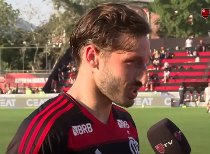 Viña em entrevista após goleada do Flamengo sobre o Bayer Leverkusen