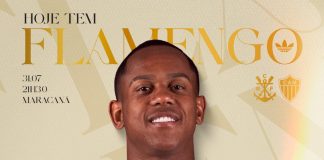 Wallace Yan com a camisa 3 do Flamengo