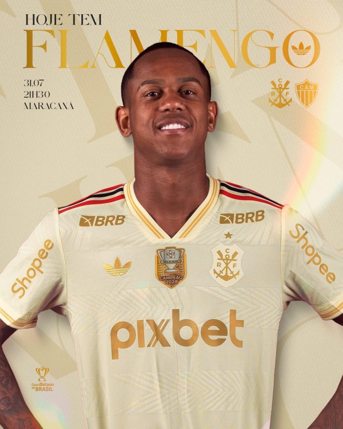 Wallace Yan com a camisa 3 do Flamengo